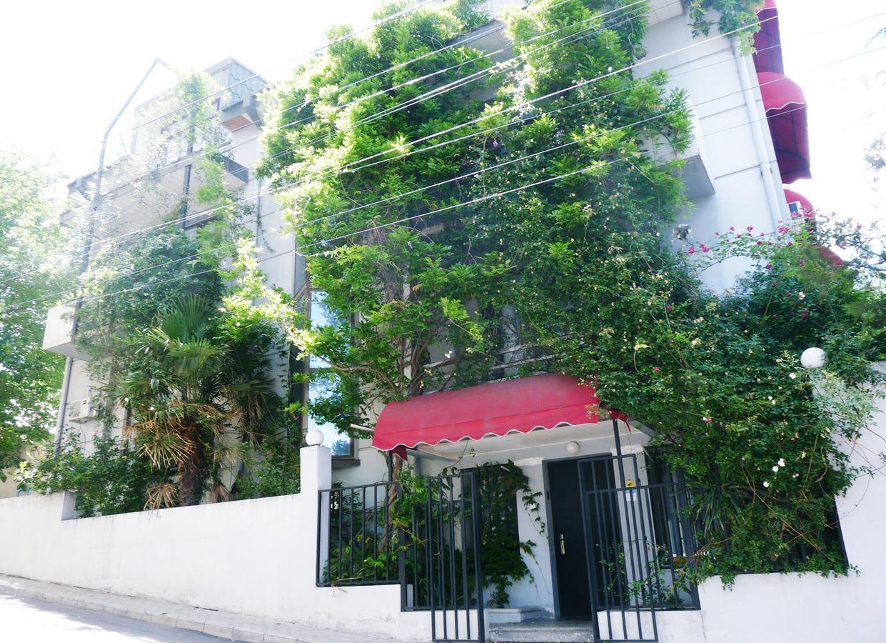 Vera View Hotel تبليسي المظهر الخارجي الصورة