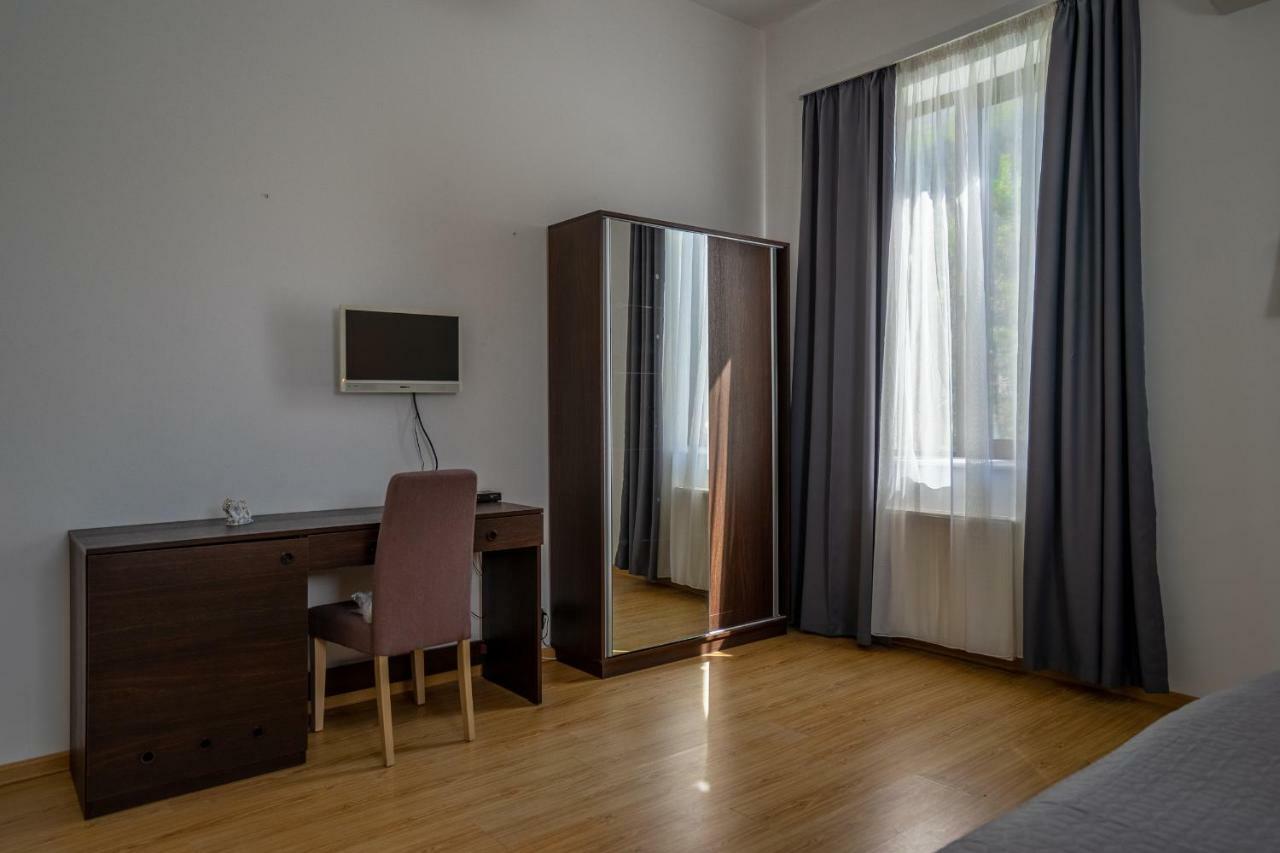 Vera View Hotel تبليسي المظهر الخارجي الصورة